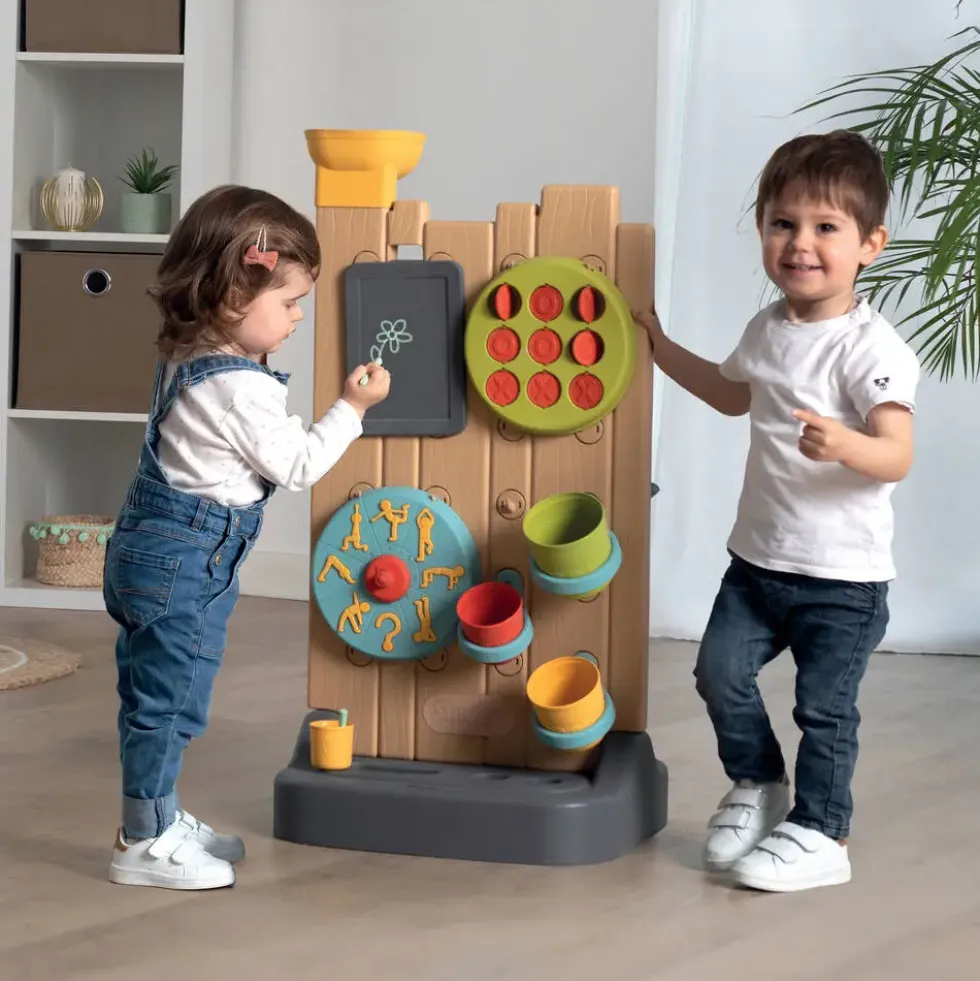 ACTIVITY WALL