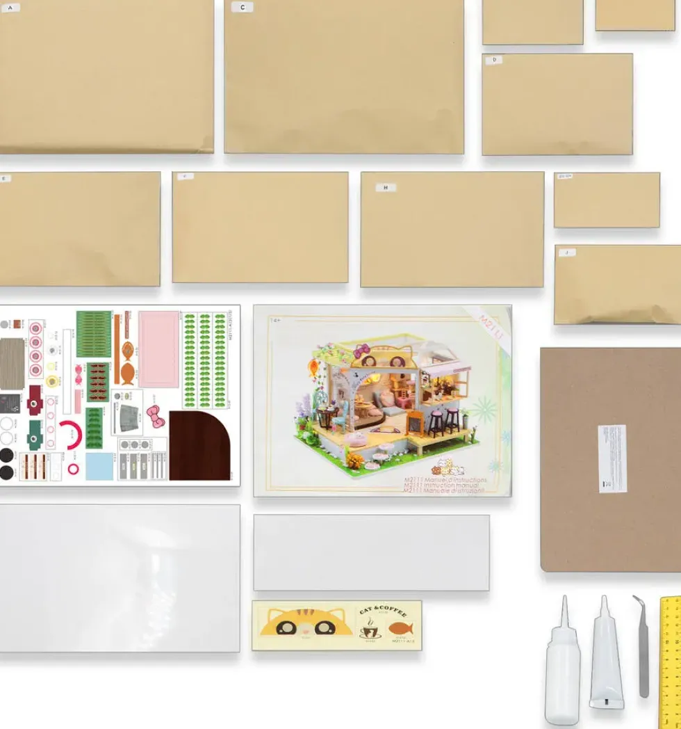 AU BONHEUR DES CHATS - MAISON MINIATURE A CONSTRUIRE