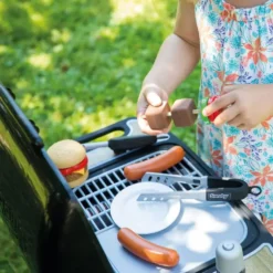 BARBECUE GRILL