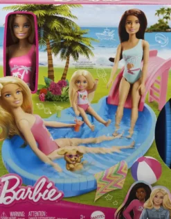 BARBIE - COFFRET POUPEE BLONDE AVEC PISCINE