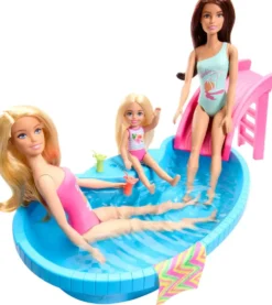 BARBIE - COFFRET POUPEE BLONDE AVEC PISCINE