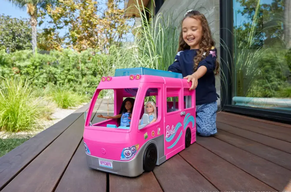 BARBIE - MEGA CAMPING-CAR