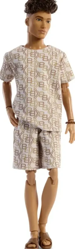 BARBIE - POUPEE KEN BASICS SHORT