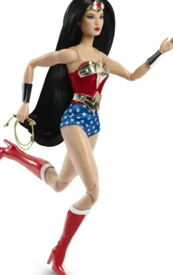 BARBIE SIGNATURE -POUPEE WONDER WOMAN