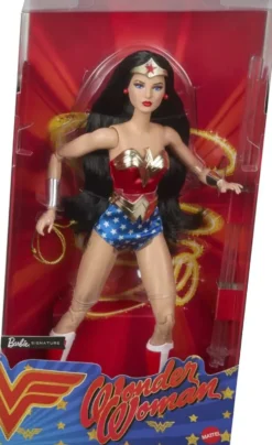 BARBIE SIGNATURE -POUPEE WONDER WOMAN