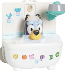 BLUEY PREND SON BAIN