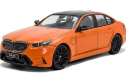 1/43 BMW G90 M5 SEDAN FIRE ORANGE III 2024