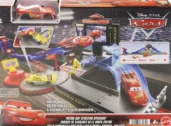CARS PISTE CRASH ET CASCADES