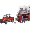 CASERNE DE POMPIERS BWORLD AVEC LAND ROVER DEFENDER