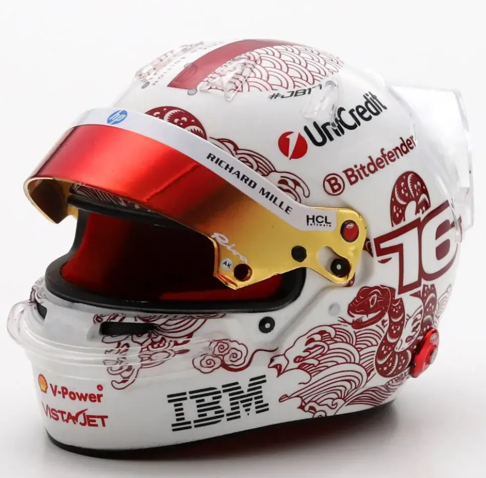 1/5 CASQUE F1 CHARLES LECLERC - SCUDERIA FERRARI HP - GP DE CHINE 2025