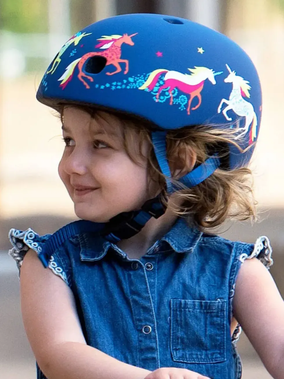 CASQUE LICORNE - BOUCLE MAGNETIQUE - LUMIERE LED INTEGREE - TAILLE S