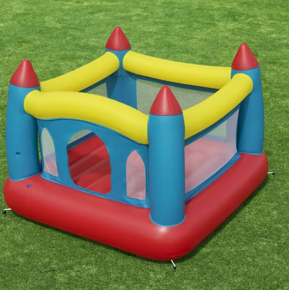 CHATEAU GONFLABLE ROYAL
