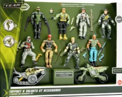 COFFRET 8 SOLDATS ET ACCESSOIRES