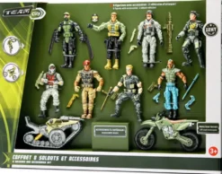 COFFRET 8 SOLDATS ET ACCESSOIRES