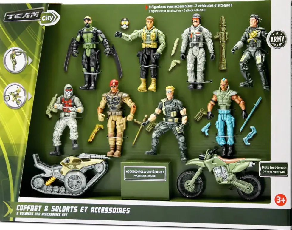 COFFRET 8 SOLDATS ET ACCESSOIRES