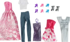 COFFRET 5 TENUES POUR POUPEE MANNEQUIN