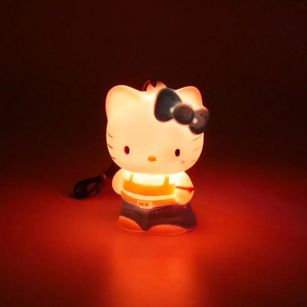 HELLO KITTY - FIGURINE LUMINEUSE HIP HOP AVEC DRAGONNE