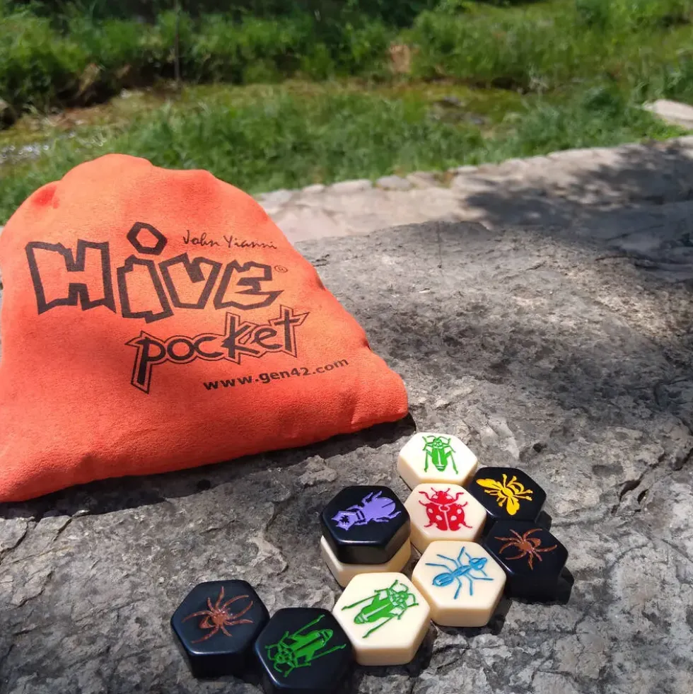 HIVE POCKET