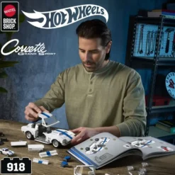 HOT WHEELS - MATTEL BRICK SHOP - CORVETTE GRAND SPORT