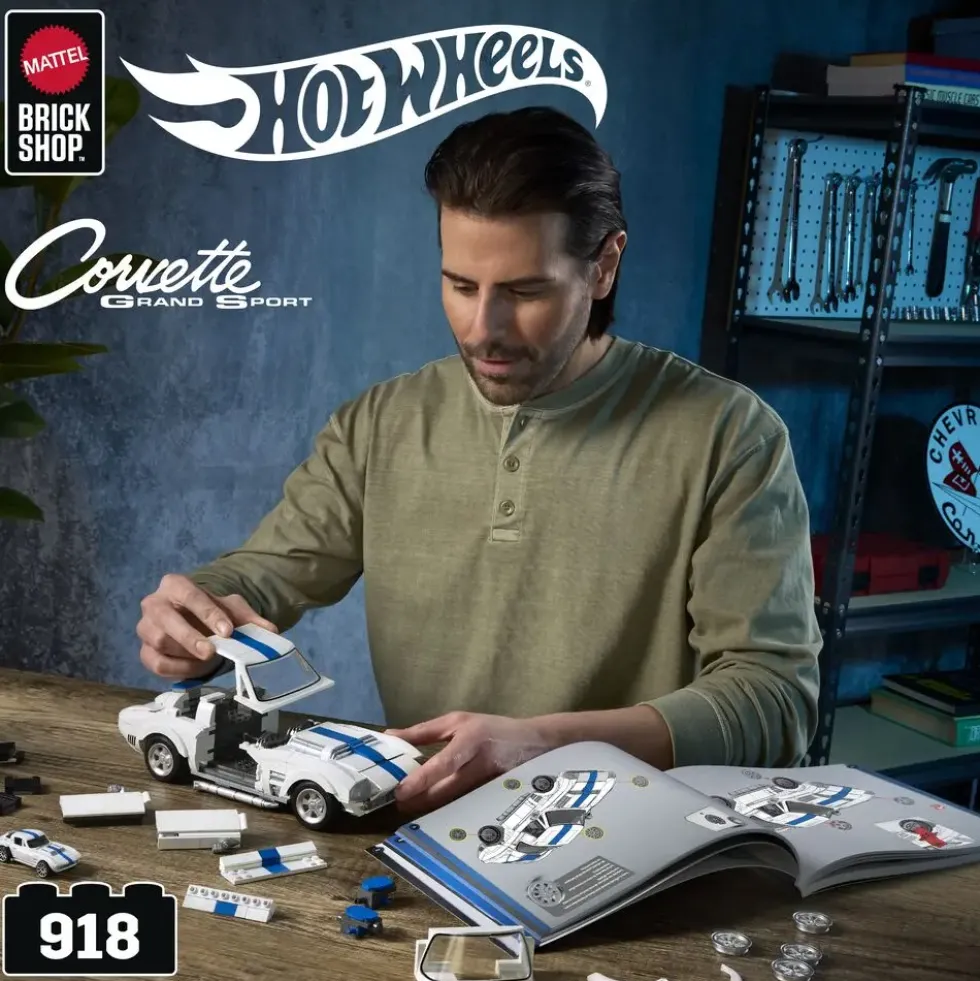 HOT WHEELS - MATTEL BRICK SHOP - CORVETTE GRAND SPORT