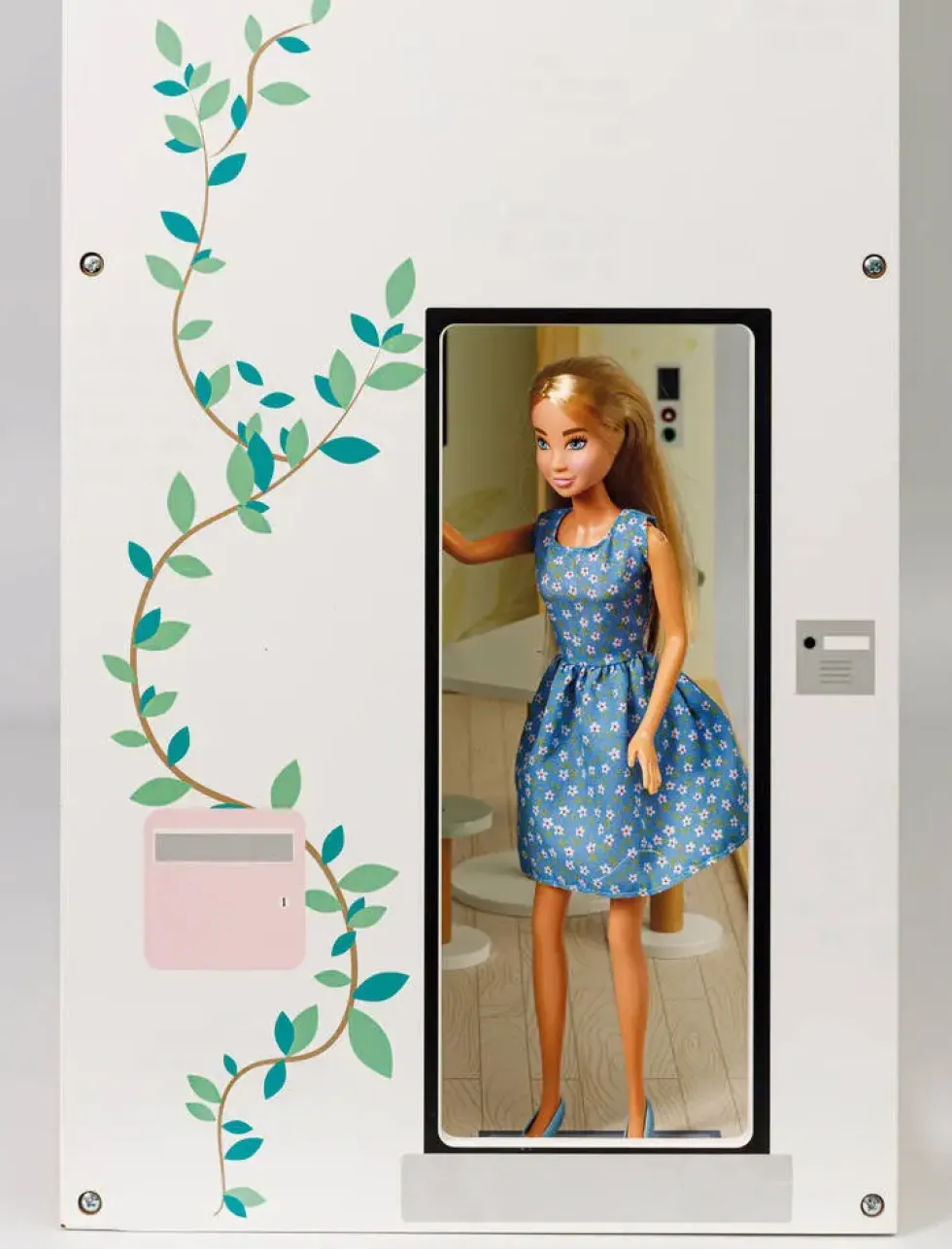 JENNY - MAISON DE POUPEE MANNEQUIN EN BOIS