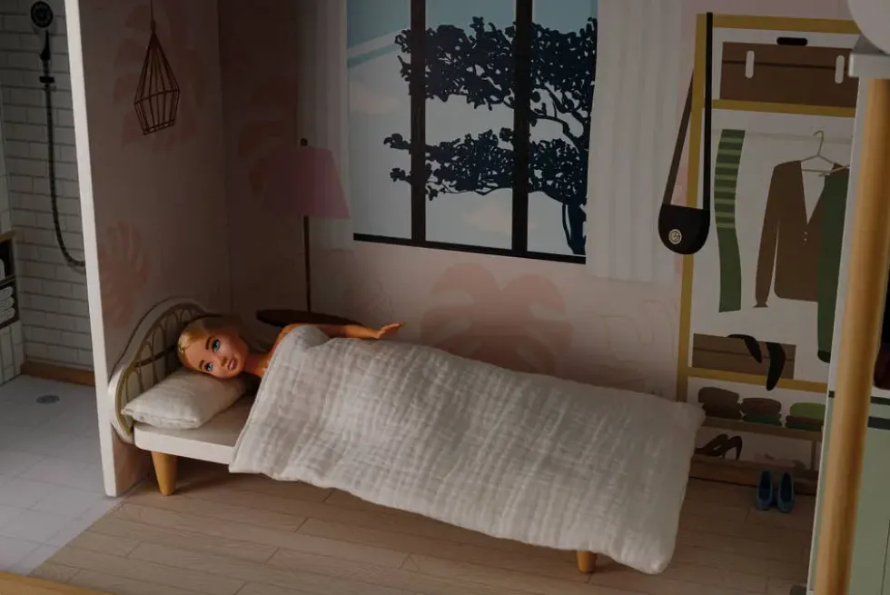 JENNY - MAISON DE POUPEE MANNEQUIN EN BOIS