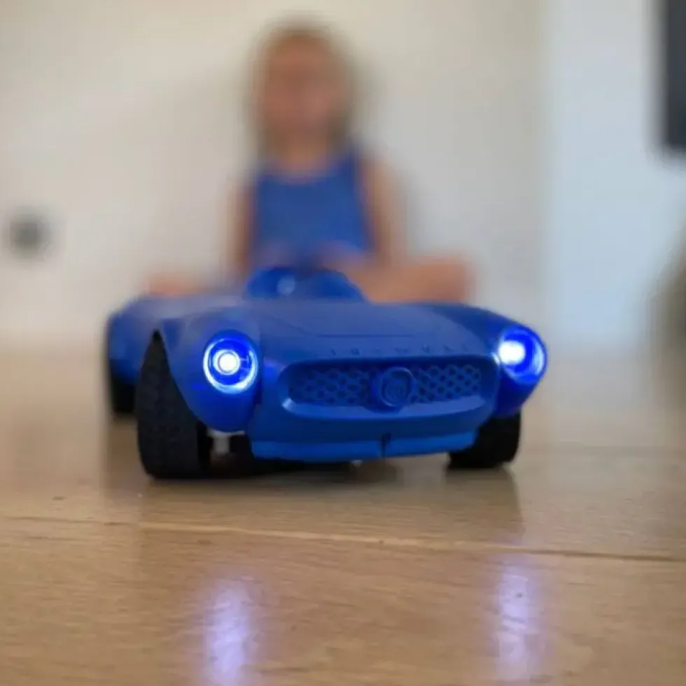 KIDYCAR - VOITURE TELECOMMANDEE BLEUE PERSONNALISABLE AVEC PHARES