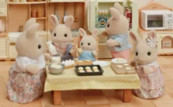 LA FAMILLE LAPIN CREME - SYLVANIAN FAMILLES