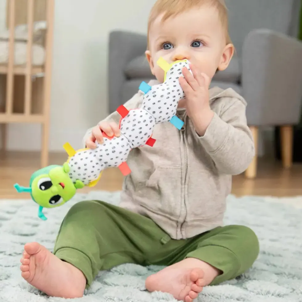 LAMAZE - PELUCHE LA CHENILLE ARTICULEE