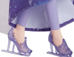 LA REINE DES NEIGES - POUPEE ELSA PATINEUSE