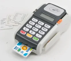 LECTEUR DE CARTE