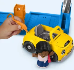 LE GARAGE DE LITTLE PEOPLE
