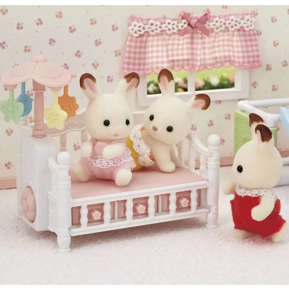 LE LIT DE BEBE ET MOBILE - SYLVANIAN TOUT POUR BEBES