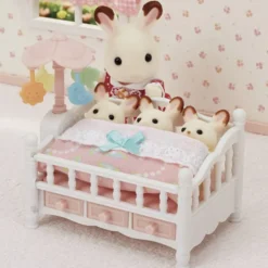 LE LIT DE BEBE ET MOBILE - SYLVANIAN TOUT POUR BEBES