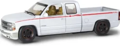 MAQUETTE - 1999 CHEVY SILVERADO CUSTOM PICKUP - 1/25