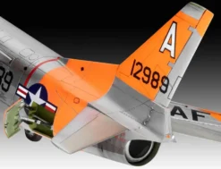 MAQUETTE - MODEL SET F-86D DOG SABRE