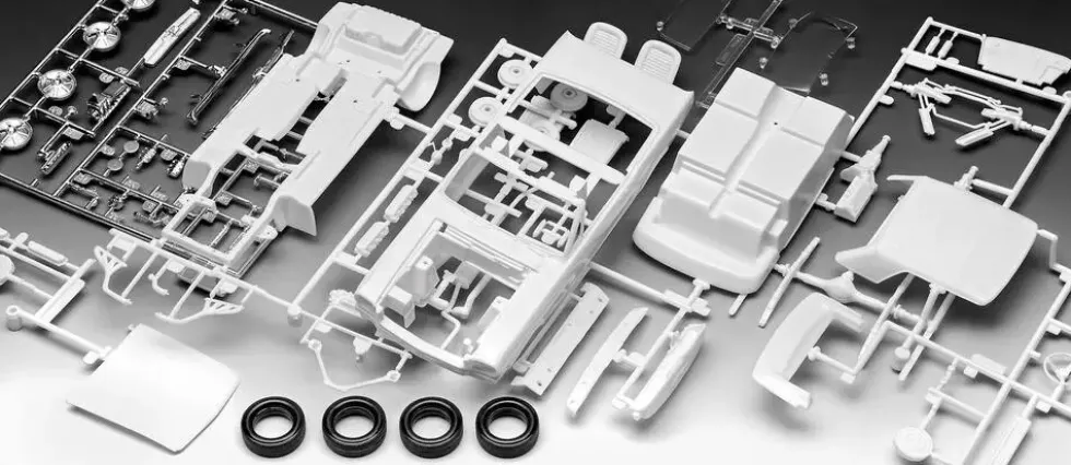 MAQUETTE 91 PIECES - 60EME ANNIVERSAIRE FORD MUSTANG