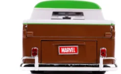 1/24 MARVEL VOLKSWAGEN BUS W-GROOT FIGURE BROWN 1963