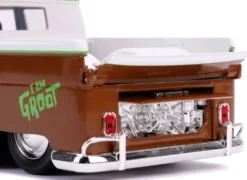 1/24 MARVEL VOLKSWAGEN BUS W-GROOT FIGURE BROWN 1963
