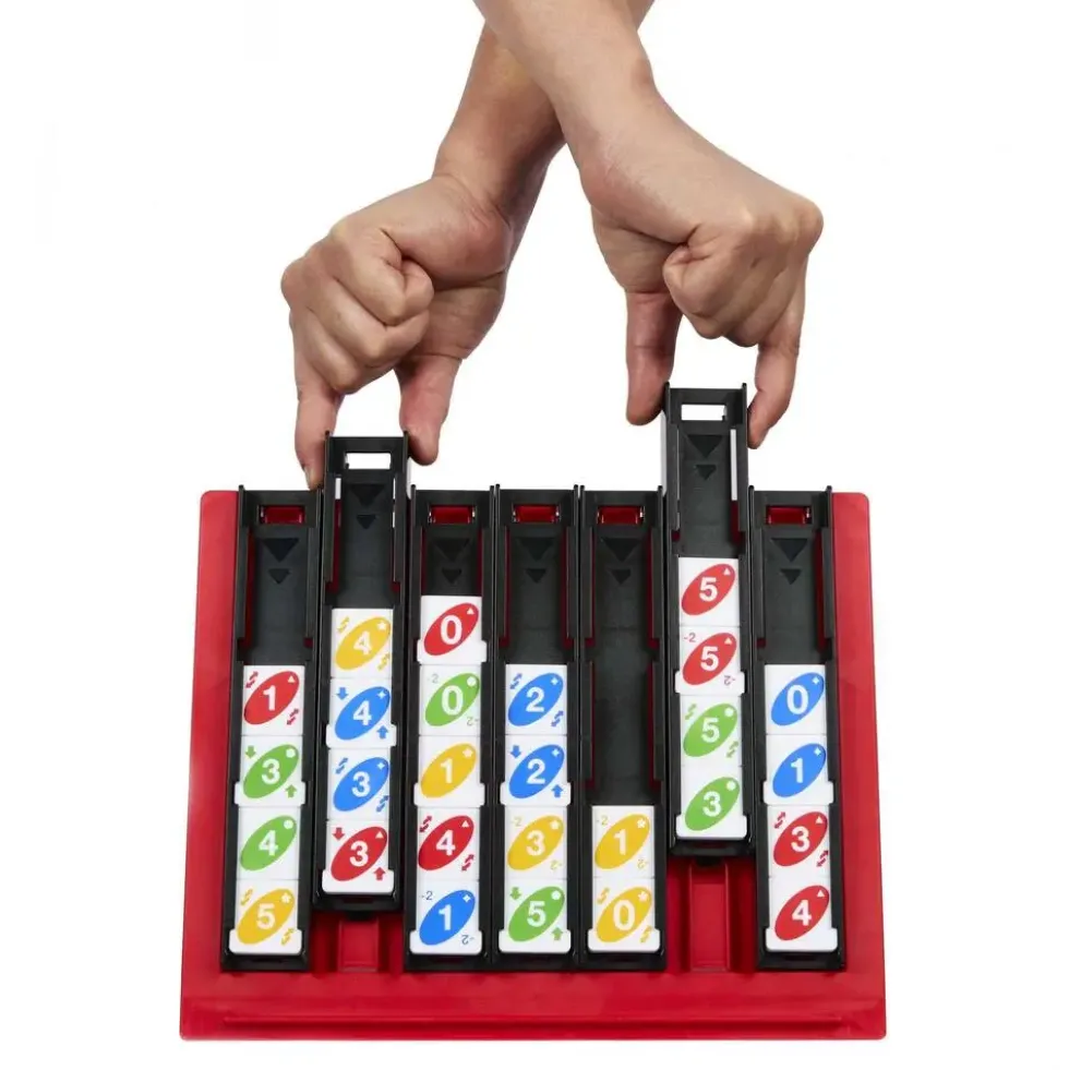 MATTEL GAMES - UNO QUATRO - JEU DE CARTES FAMILLE