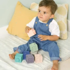 MES PREMIERS CUBES EDUCATIFS