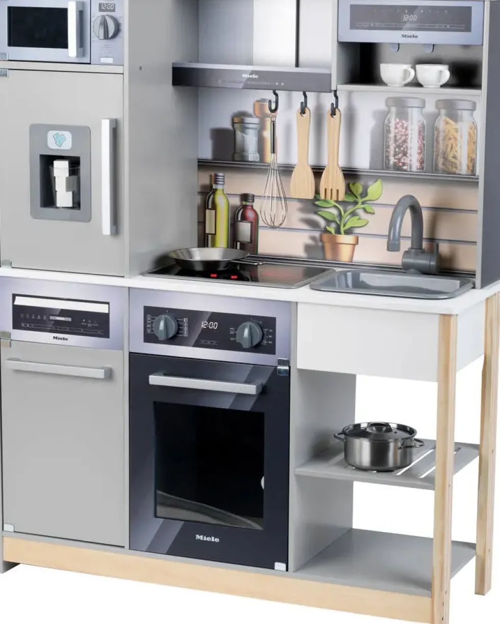 MIELE - CUISINE FAMILY SUPER-MODELE EN BOIS
