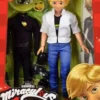 MIRACULOUS - POUPEE ADRIEN ET TENUES