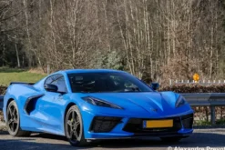 MODEL SET CORVETTE C8 COUPE
