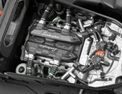 MODEL SET LAMBORGHINI REVUELTO