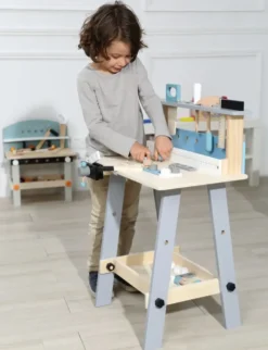 MON GRAND ETABLI EN BOIS