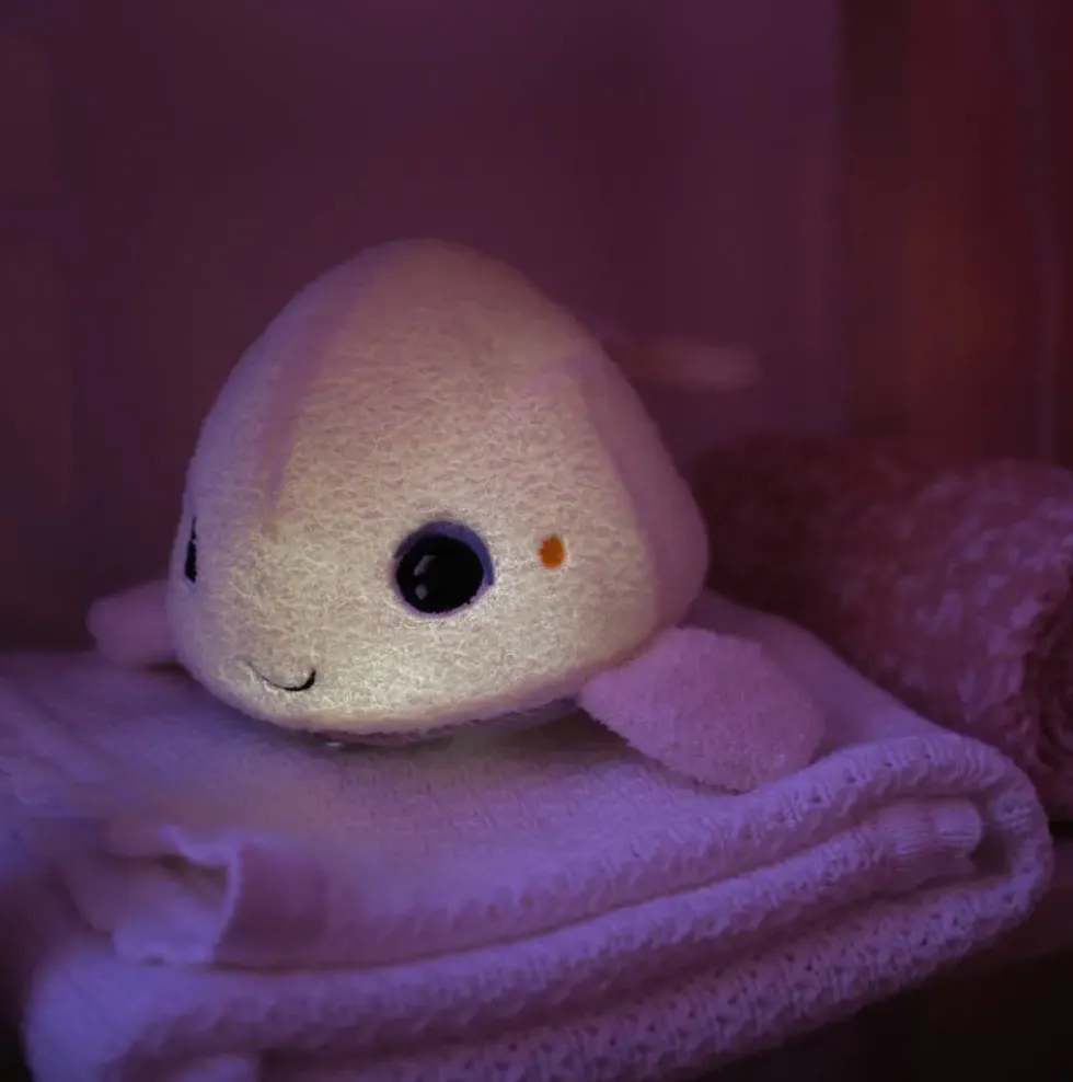 PELUCHE VEILLEUSE MUSICALE BELUGA