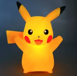 POKEMON - FIGURINE LUMINEUSE PIKACHU HAPPY 25 CM