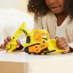 RUBEN ET COMPAGNIE - VEHICULE ET FIGURINE RUBEN