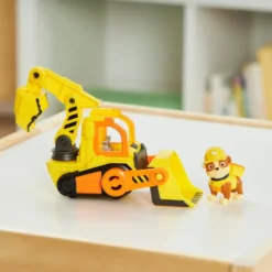 RUBEN ET COMPAGNIE - VEHICULE ET FIGURINE RUBEN